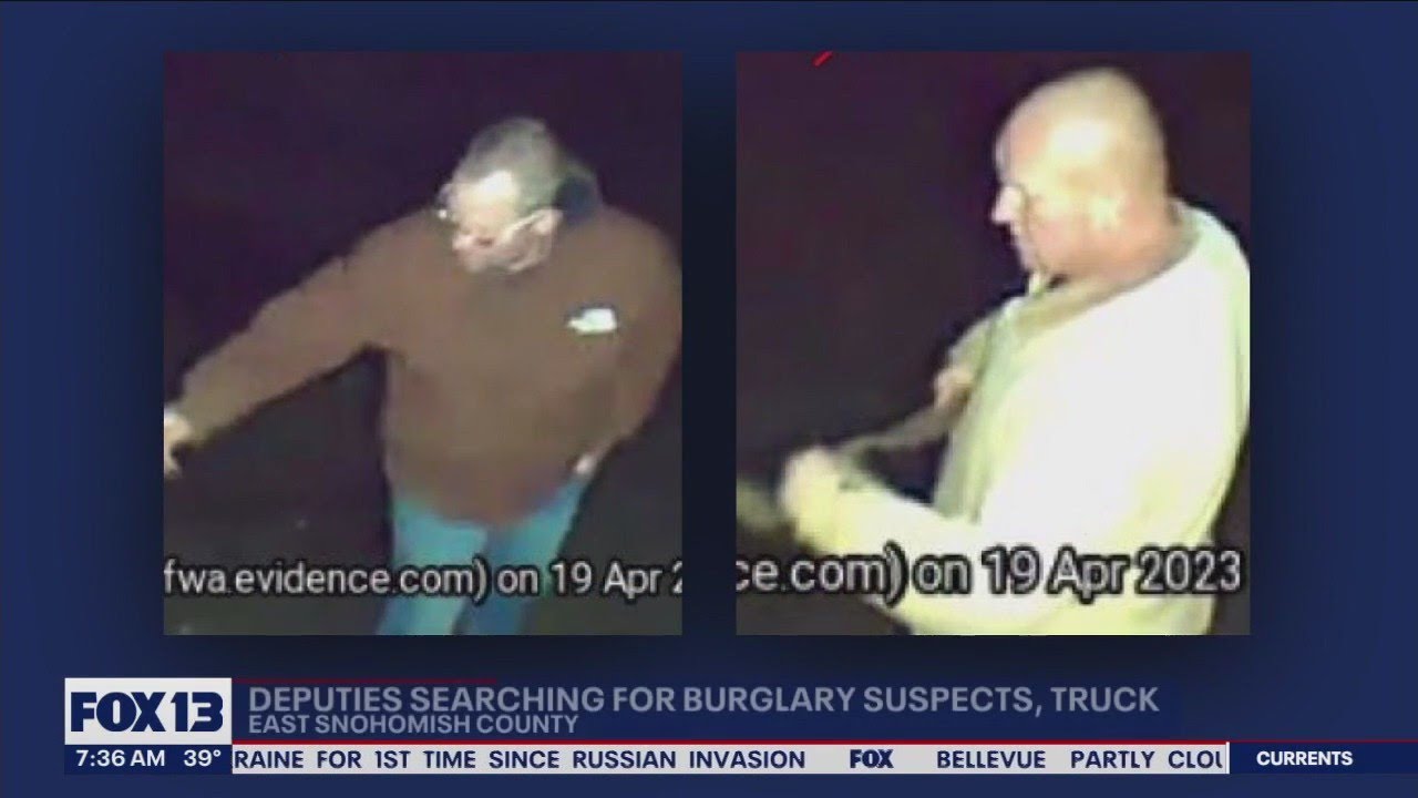 Deputies search for burglary suspects - YouTube
