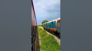 Avadh Express Full speed🔥 || Train speed || #indianrailways #trainspeed #shorts #viral #train