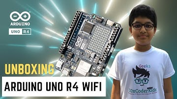 Unboxing Arduino UNO R4 WiFi !!!