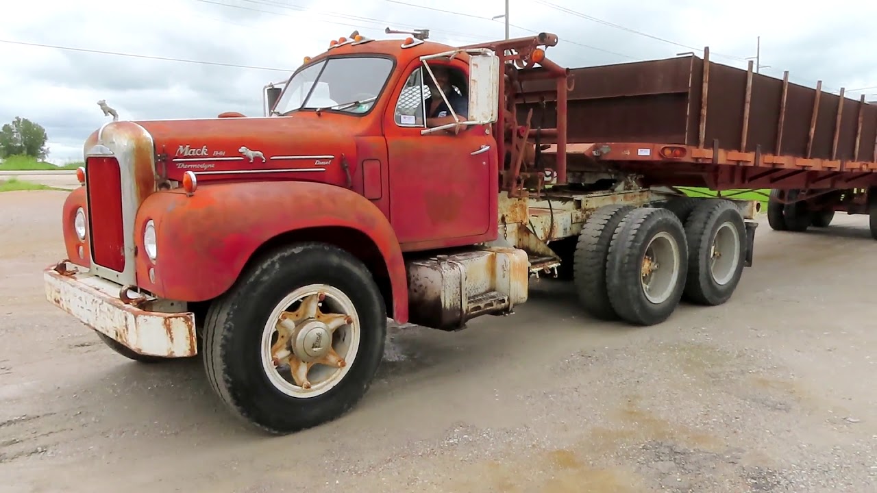 1962 MACK B61 For Sale - YouTube.