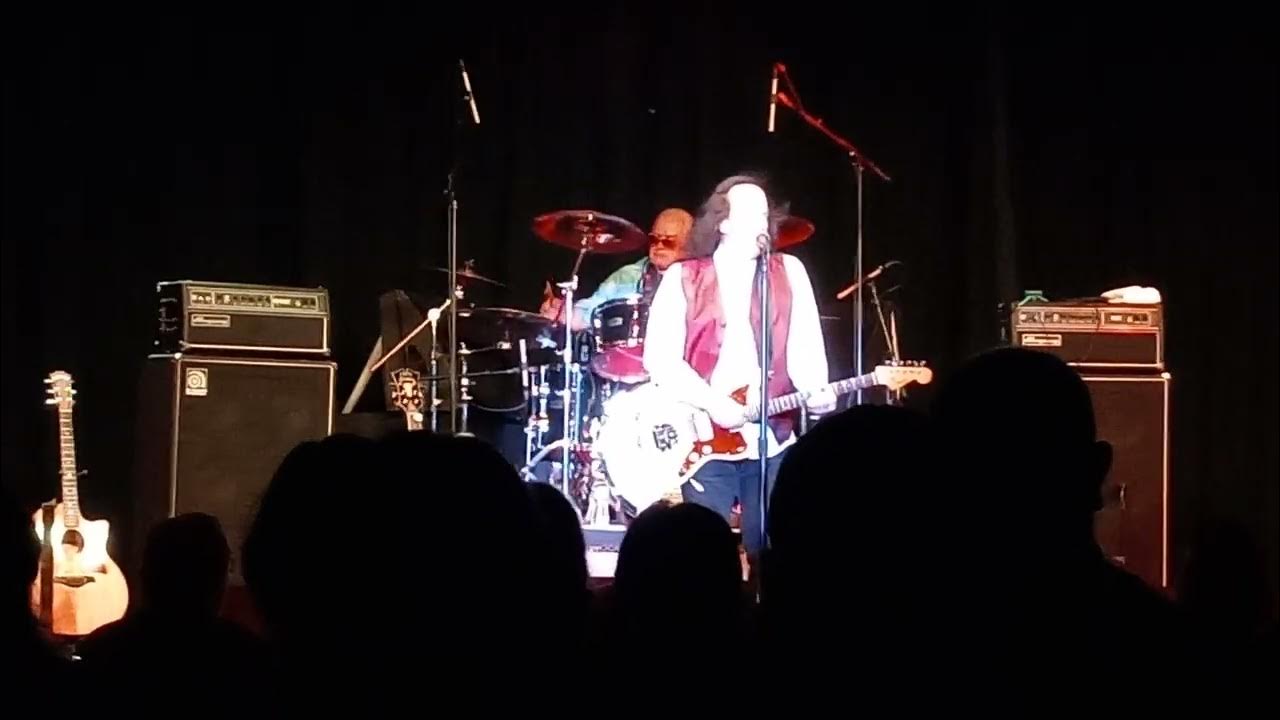 TOMMY JAMES AND THE SHONDELLS(LIVE) "BALL OF FIRE" & "TIGHTER, TIGHTER