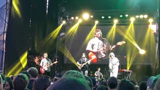 Parquet Courts - Almost Had to Start a Fight/In and Out of Patience En Orbita Festival 2017, Chile