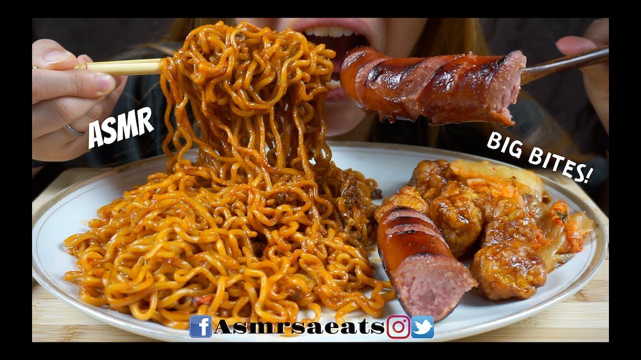 Asmr Spicy Kimchi Ramen Noodles & Kielbasa Sausage + Chicken Bites | BIG BITES | Asmr S.A Eats
