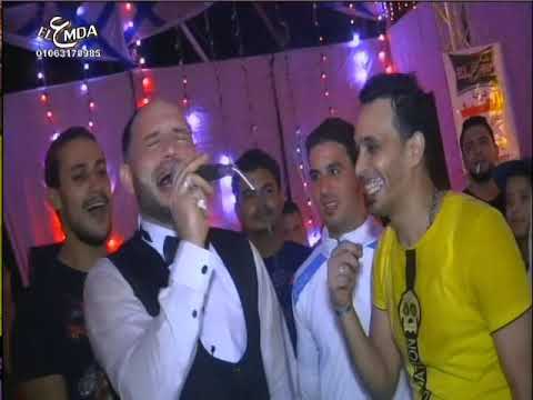 النجم احمد مصطفى قدام مرايا الزمان من مهرجان المرزبه عماد وعاطف وعلاء المغربى تحايتى باسم العمده