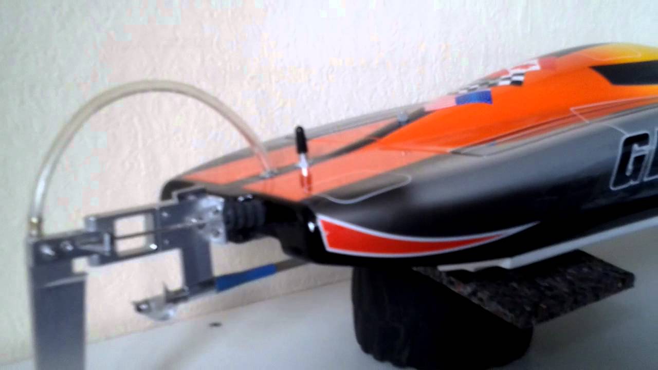 Genesis rc Hull repair!! She's painted and ready f - YouTube