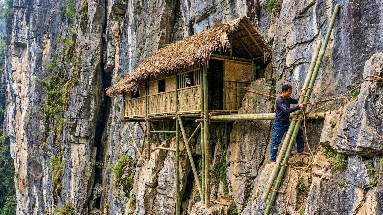 Membangun Tempat Berlindung di Tebing Vertikal yang Berbahaya Menggunakan Peralatan Primitif