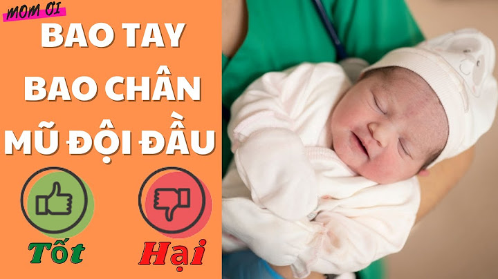 Có nên mang tất cho trẻ sơ sinh