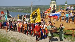 Рыцари.  Парад участников.