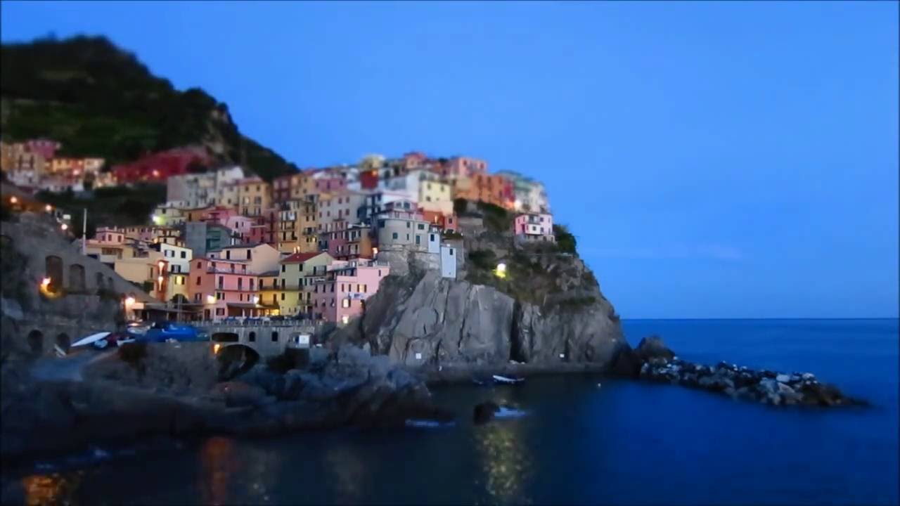 チンクエ テッレ マナローラ イタリア の日没から夜景へのタイムラプス動画 Youtube