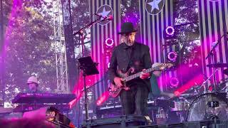 Watch Les Claypool Amanitas video