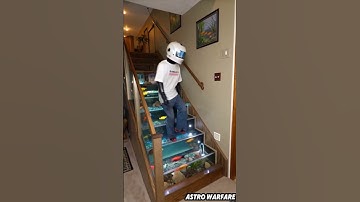 🤖💥 ASTRO WARFARE: FUNNY AI mecha robot in the house #spacewar #spaceweapons #transformers #robot