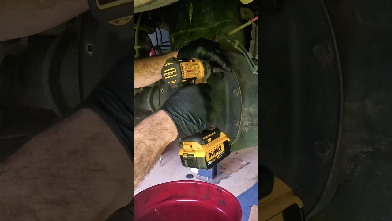 Why Should I Change My Differential Fluid Short
