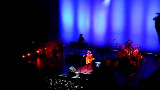 Bruno Mars - Grenade - Live Olympia (Paris) - 06/07/2011