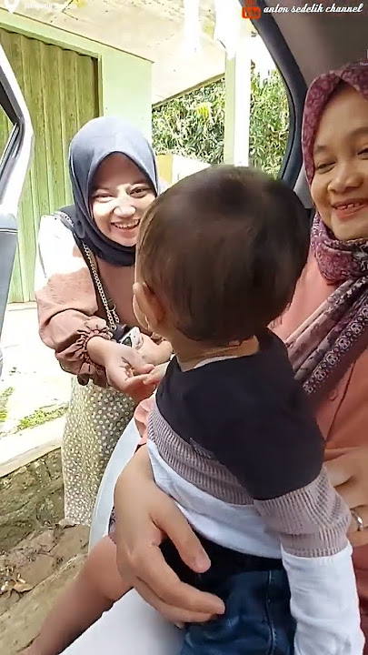Revina Alvira Gasentra ketemu ponakannya dede Zayn.. #gasentra #revinaalvira #jampang
