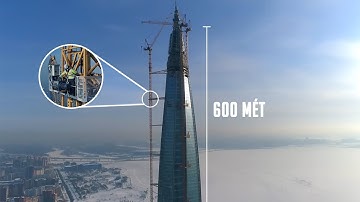 Cần trục tháp "TỰ LEO" hàng trăm mét ntn? Cận cảnh quá trình lắp đặt cần cẩu tháp cao nhất thế giới