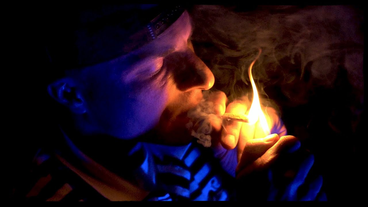 Red Eye God - Bring It Back (Prod. By J Reno) auf YouTube ansehen Red Eye God - Bring It Back (Prod. By J Reno) auf YouTube ansehen