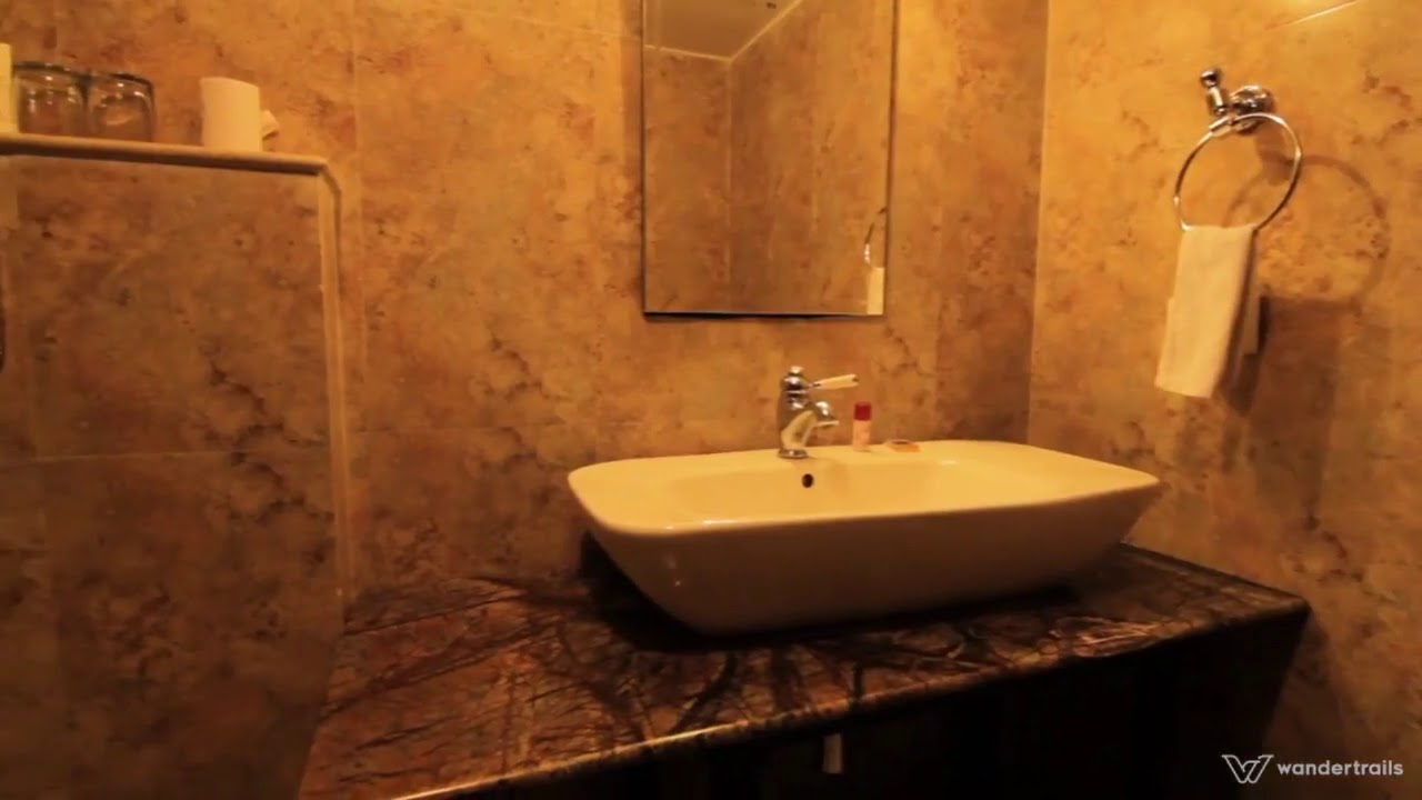 WelcomHeritage Traditional Haveli, Jaipur - YouTube