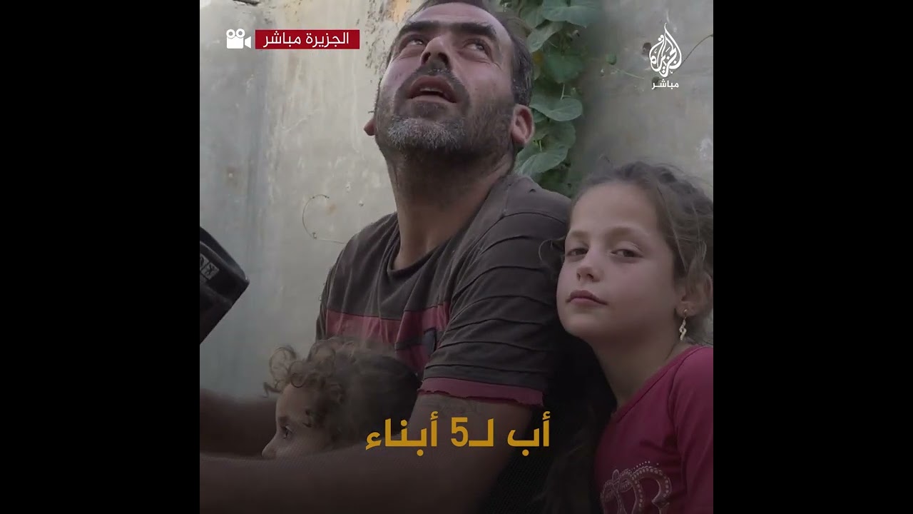 "ما بحسن أقدم لولادي طلباتهم".. كفاح نازح سوري رغم الإعاقة