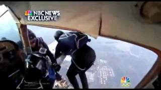 2 Planes Collide, Skydivers Survives Crash In Wisconsin - Caught On Camera