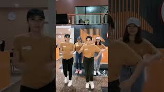 Penyegar Banget Cewe Pragoy Tante Y Hot Toge Mantap