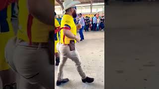 Download Lagu eita forró desmantelado MP3