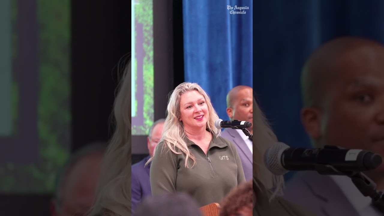 В Огасте состоялось общественное собрание по поводу предлагаемого строительства центра обработки ...