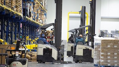 Dependable Lift Trucks and Responsive Service Helps Lipari Foods Pursue 100 Percent Uptime