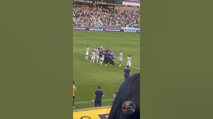 Quinteros (Técnico do Grêmio) foi expulso por dar um soco no atacante Ênio do Juventude #futebol