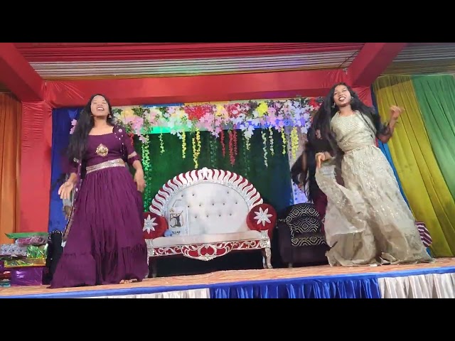 On brother marriage dance by Sister's Sitapur (Anand prakash toppo weds Sangeeta minj) class=