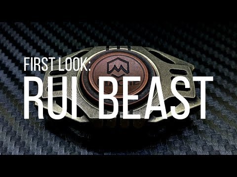 mackie fidget spinner