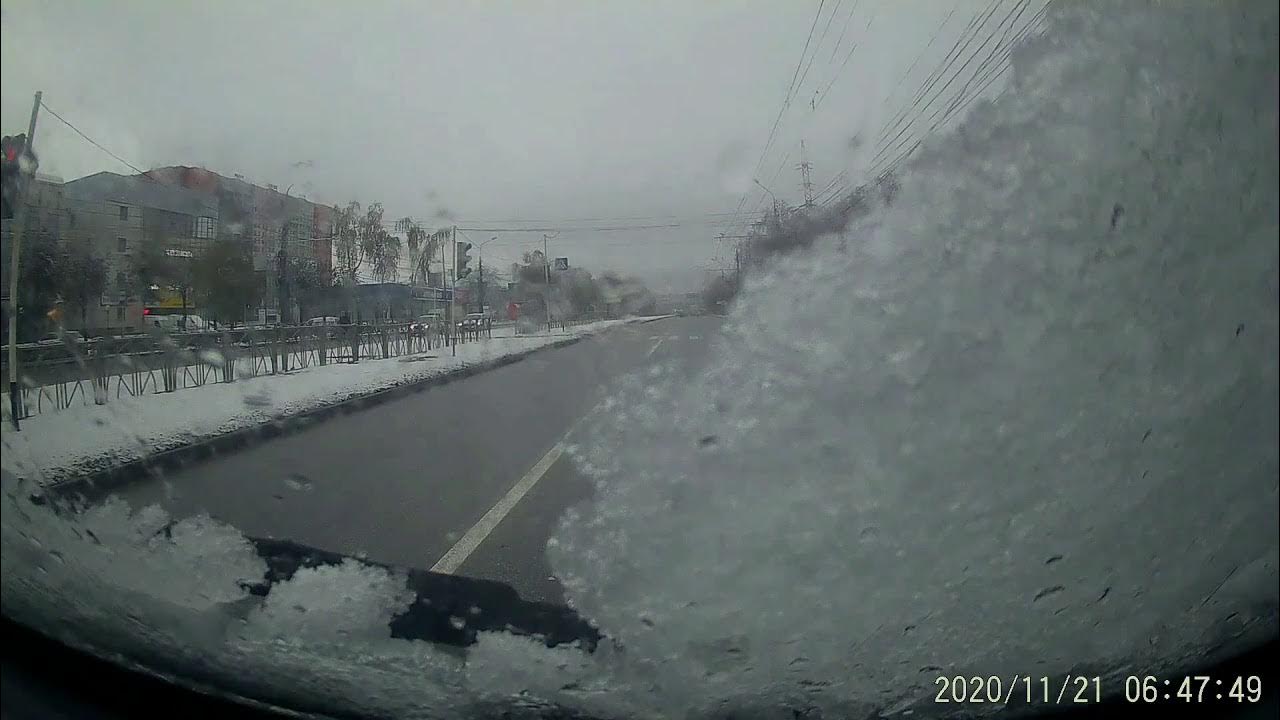 Полосы падения снега. Падает снег на дорогу Клюев. Стаффорд 63 падает снег. Сальвадоре падает снег