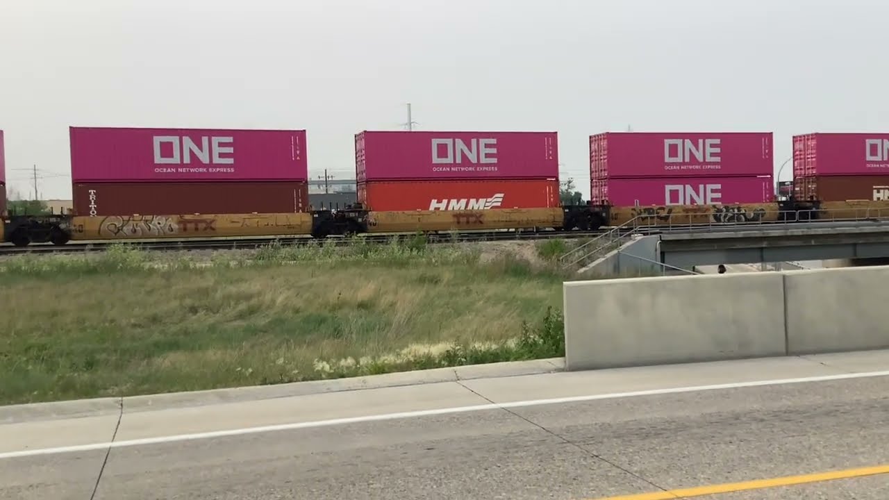 Poor air quality railfanning feat. BC Rail C44-9W and a VIA Rail Horn show!