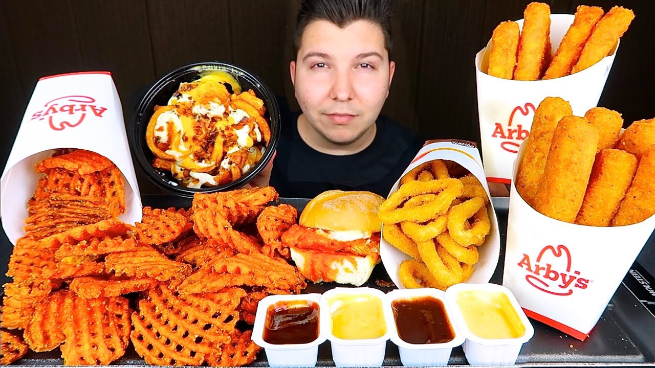 My First Time Trying Arby's Waffle Fries • MUKBANG YouTube