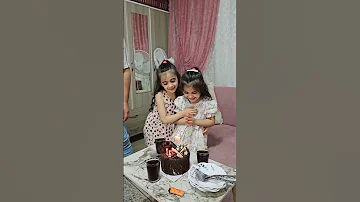 سبقني الزمن والحلم وكبرتي 