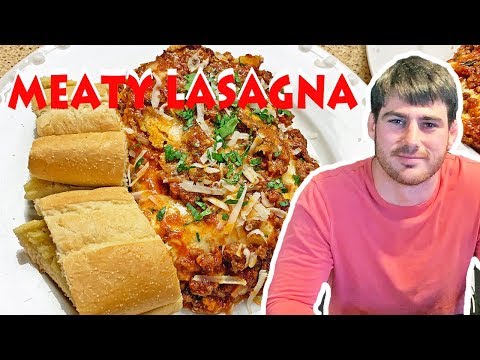 The BEST Meaty Lasagna