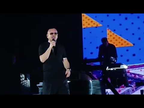 FOTOMODELLE UN PO' POVERE, Gigi D'Alessio