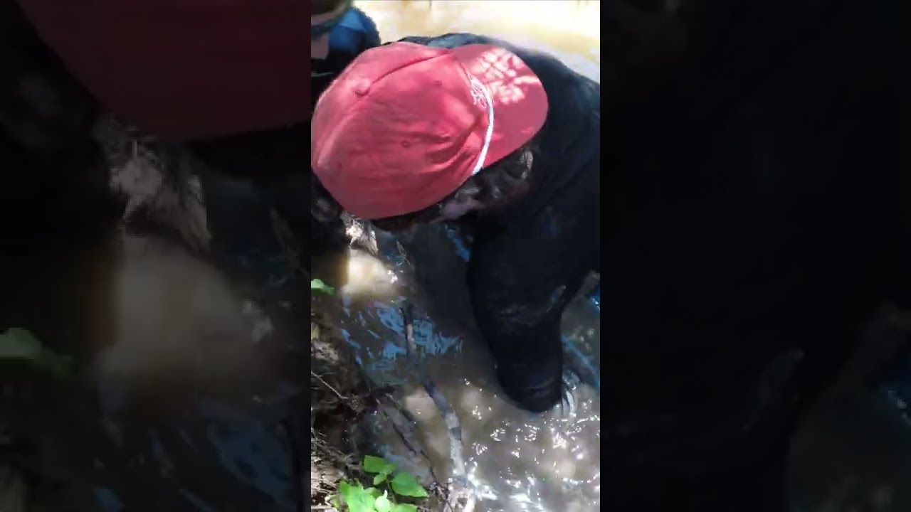 GET HIM SOME NEW UNDERWEAR! IT SCARED THE SHIP OUT OF HIM! SHINESTY!