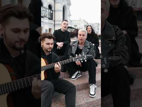 Хто постійно зупиняється той ніколи не прилетить А ти ж народжений летіти правда ж