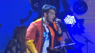 Jingle Ball - DNCE - Cake By The Ocean Live - 12/3/15 - Oakland, CA - [HD]