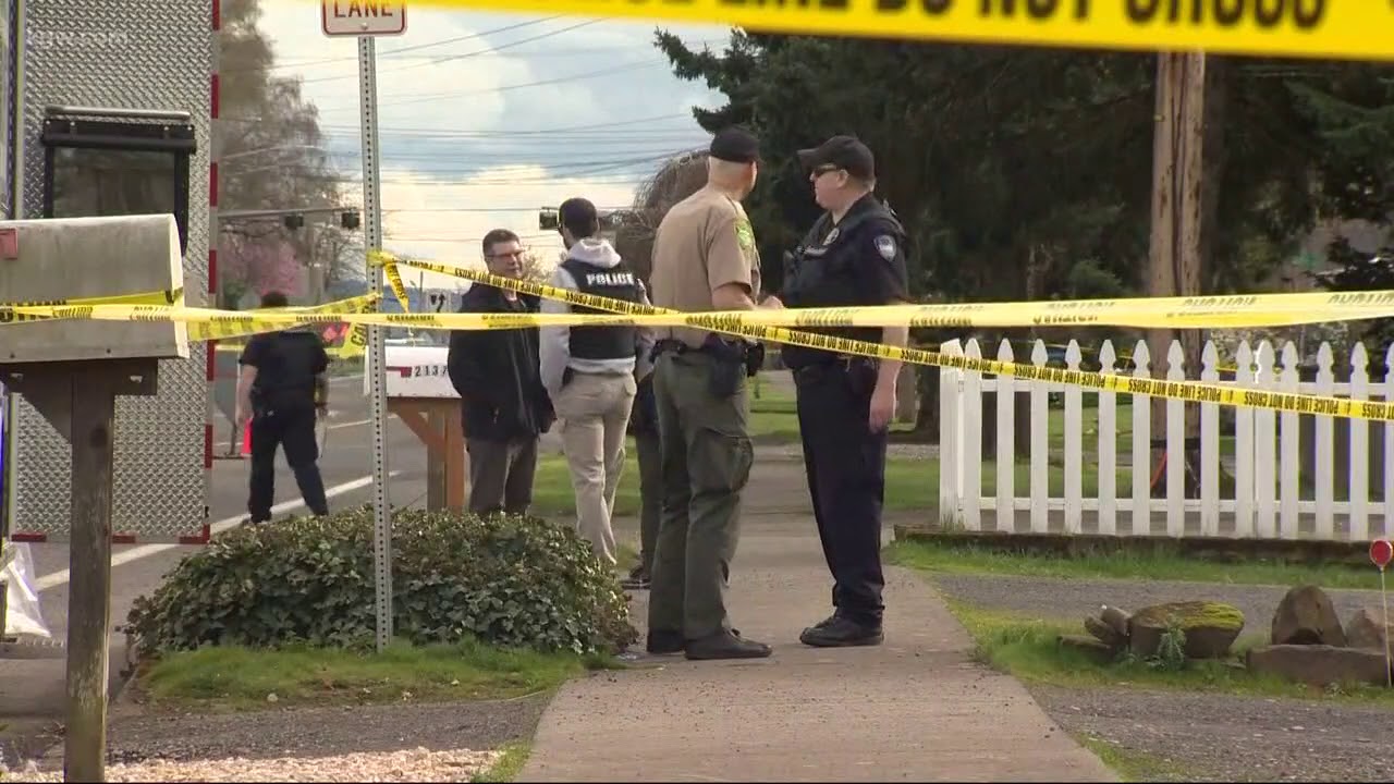 Body found inside home in Camas - YouTube