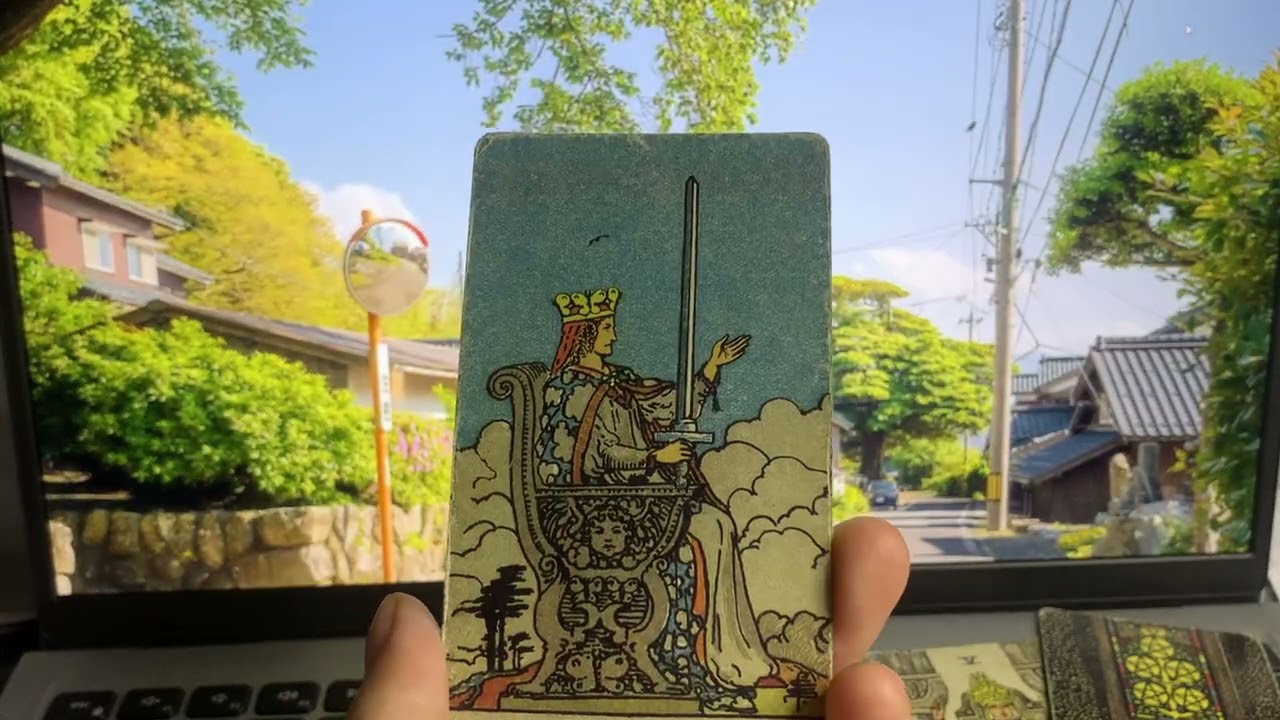 Ai đó sắp mò về😌😒🌼