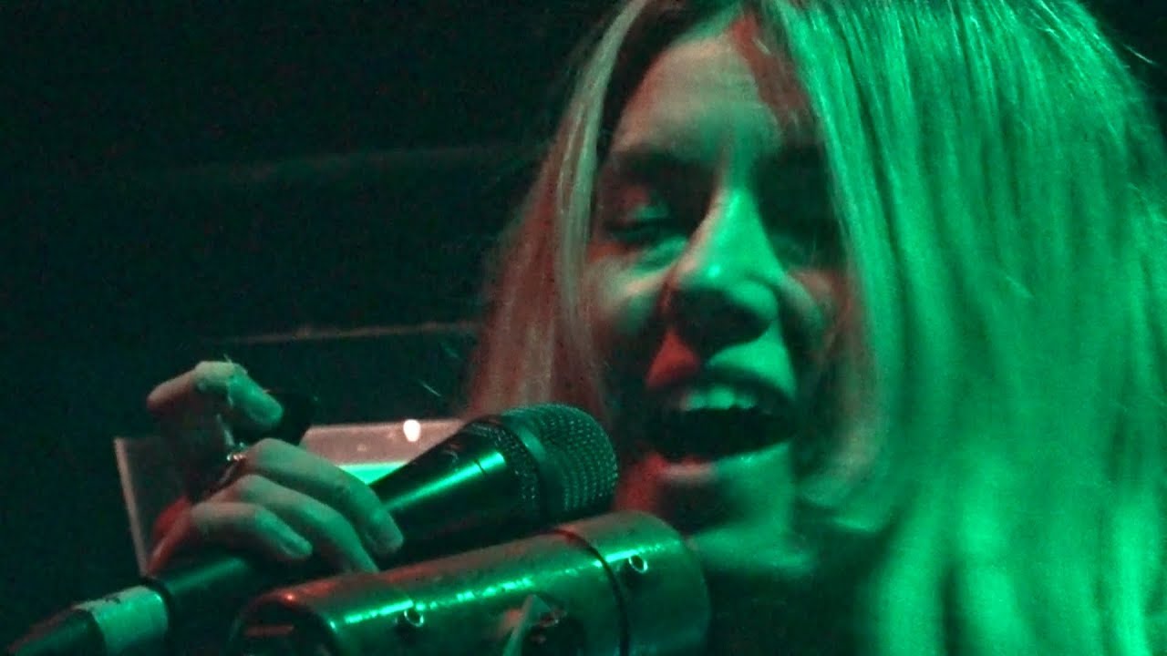 Blood Red Shoes - Elijah / Bangsar / Howl, Bitterzoet 06-02-2019