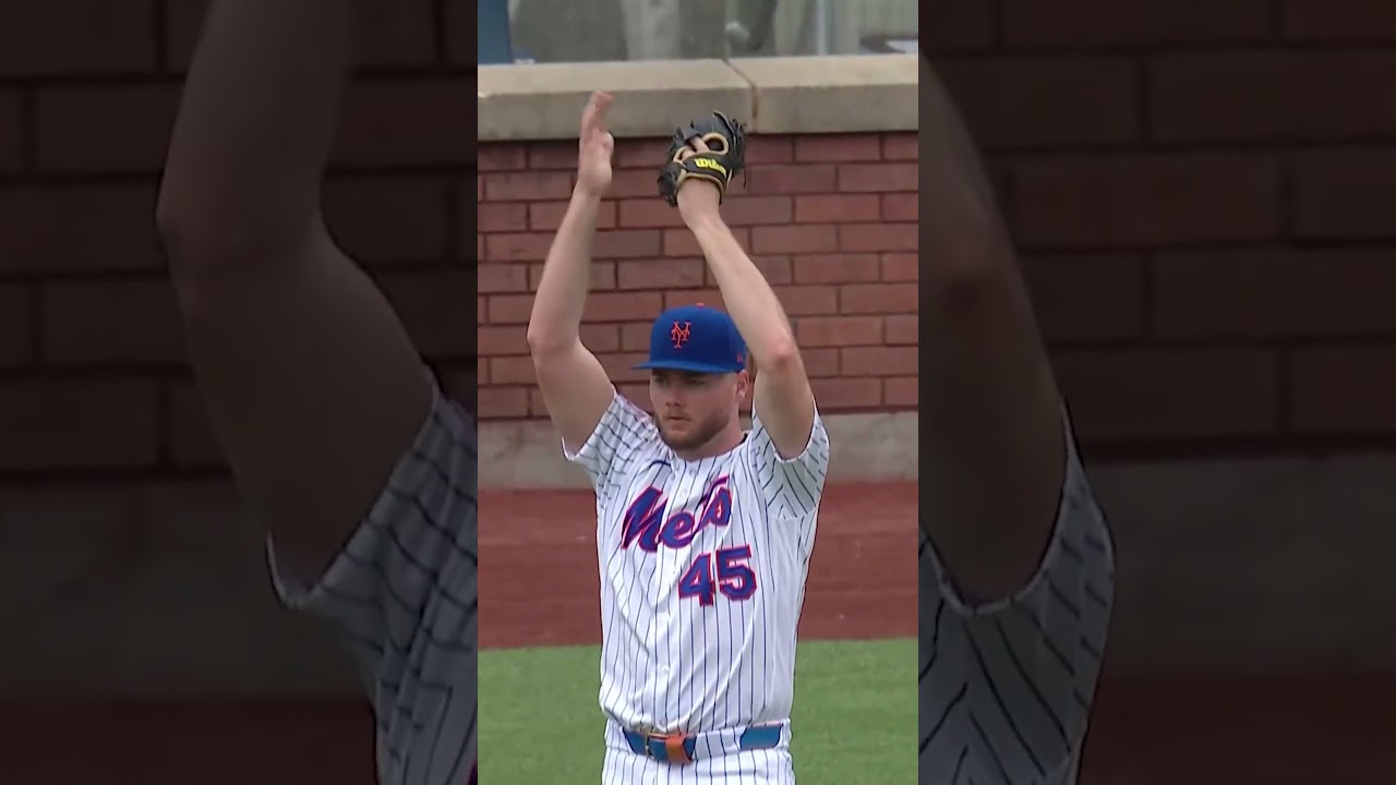 Carson Benge makes an INSANE catch!! 😱 #mets #mlb #baseball #sports #highlights #nationals #shorts