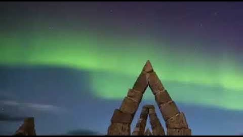 وَلَا تَحْسَبَنَّ اللَّهَ غَافِلًا عَمَّا يَعْمَلُ الظَّالِمُونَ تلاوة القارئ أشرف الازهري