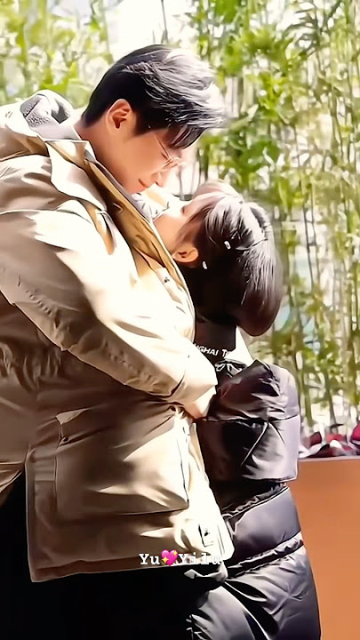 Pelukan Yu Long yang membuat Miemie merasa seutuhnya dicintai. #yulong #yuyang #yangmiemie #couple
