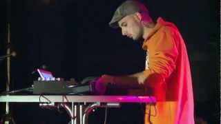 Introducing Ynoji - - from SeaMedia Howest Westtalent 2011