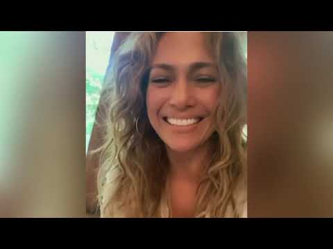 Видео: Женнифер Лопез шинэ үнэртэн авах гэж нүцгэлжээ