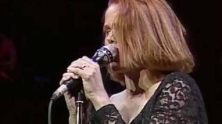 Belinda Carlisle - Nobody Owns Me (Runaway Horses Tour '90) chords