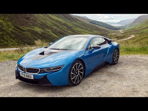 BMW i8 Review: Sexy, Superhuman Hybrid & Porsche 911 Eater