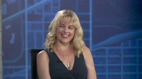 Comedian destroys news anchor